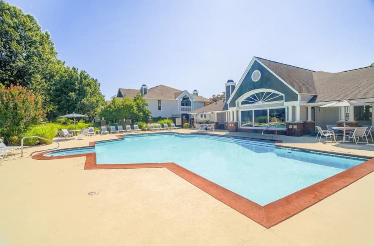 Louisville apartments for rent - image - Refreshing Swimming Pool