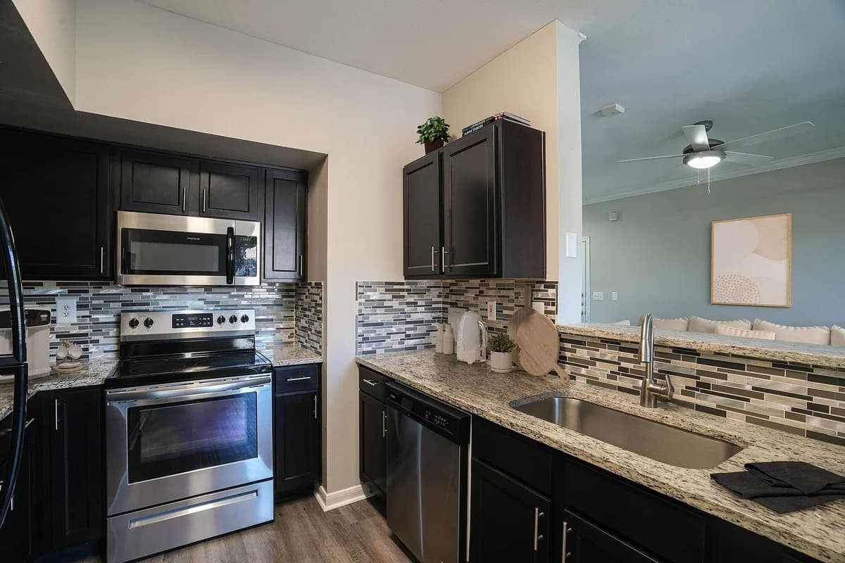 Oxmoor Apartments - Apartment - 22