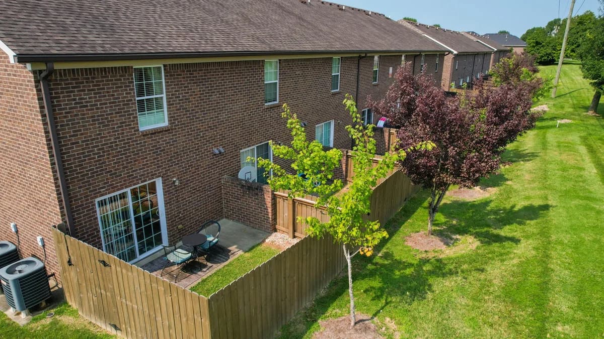 Ashton Park Townhomes - Apartment - 2