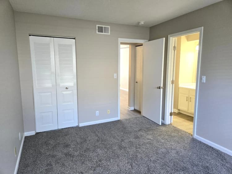 Louisville apartments for rent - image - yardi_image_1789454784759_14_34160874