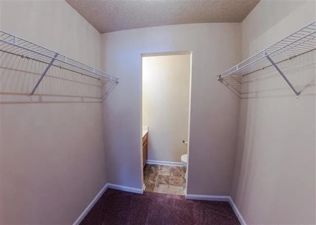 Walnut Grove - Apartment - 20
