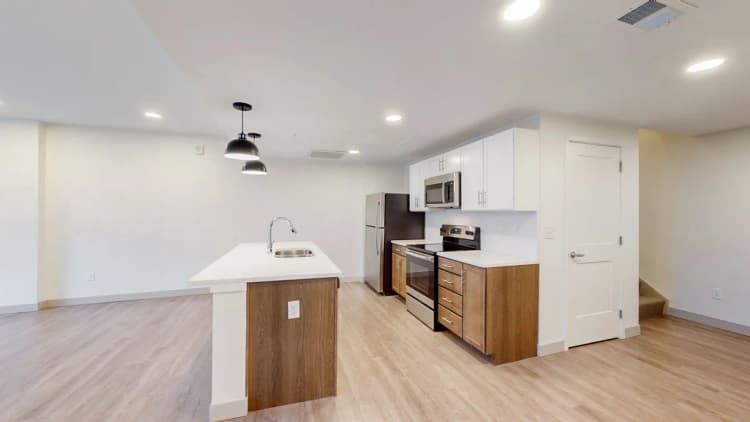Louisville apartments for rent - image - The Levee I