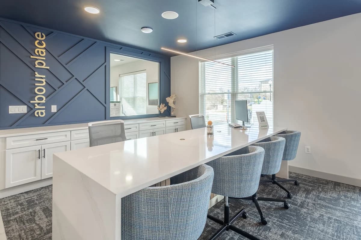 Louisville apartments for rent - image - Clubhouse Business Center
