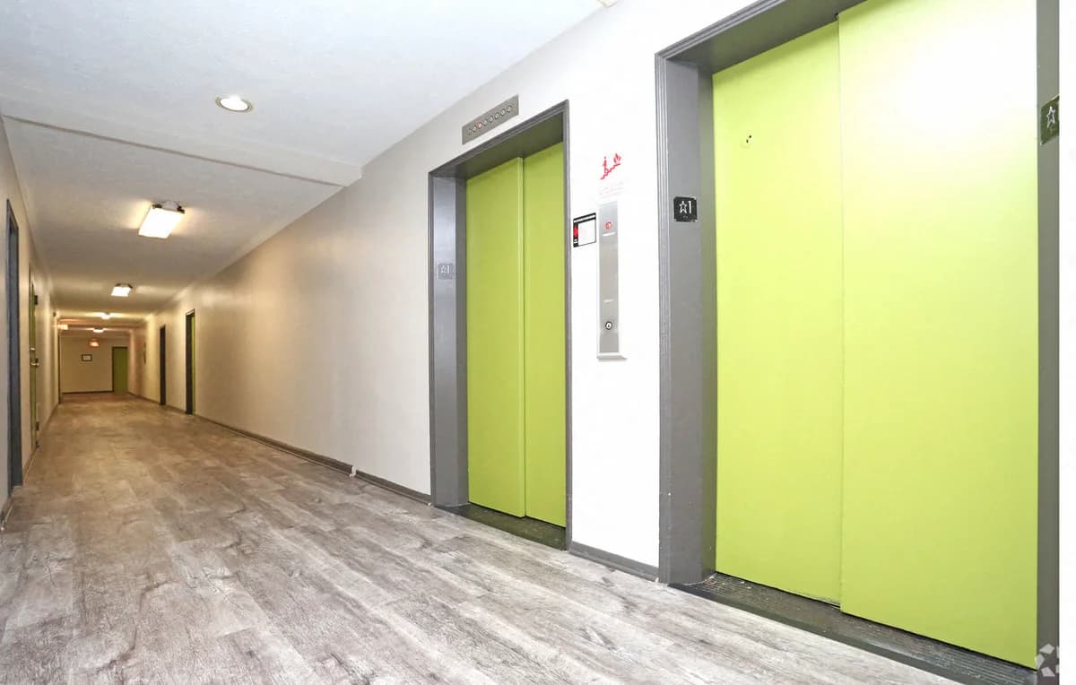 Lofts on Ormsby - Apartment - 27