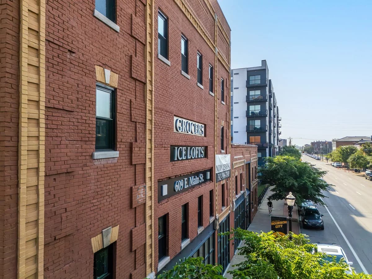 Grocers Ice Lofts - 20869049