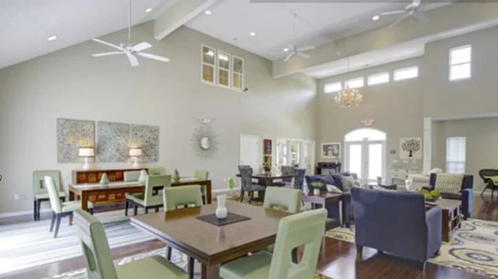 Arlington Park Apartments - Apartment - 8