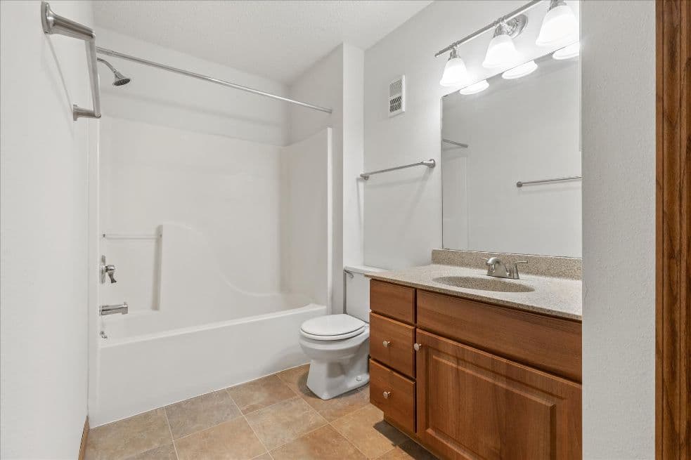 Louisville apartments for rent - Property image - Fairway Meadows Apartments - 2