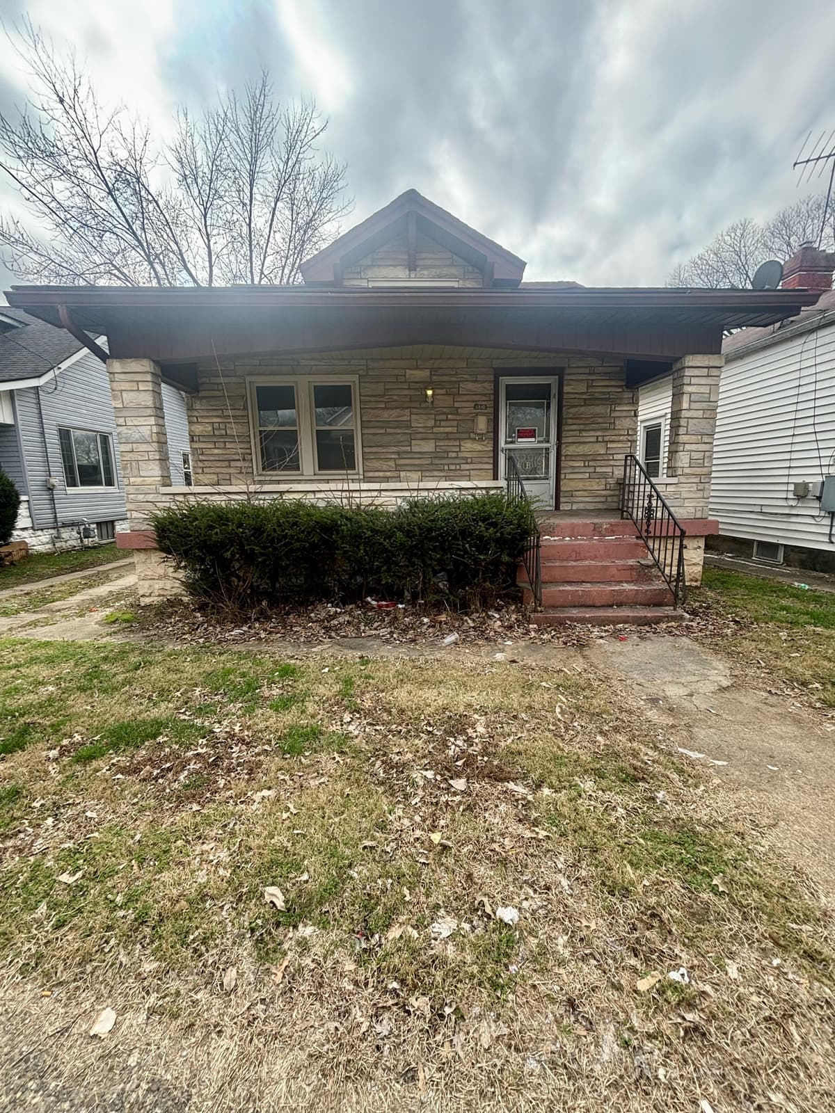 Louisville apartments for rent - Property image - 1310 Earl Avenue - 1