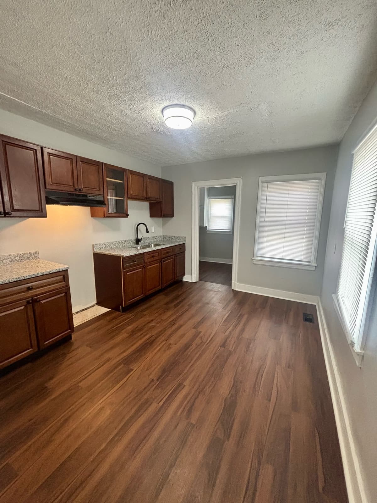 Louisville apartments for rent - Property image - 1547 Longfield Avenue - 3
