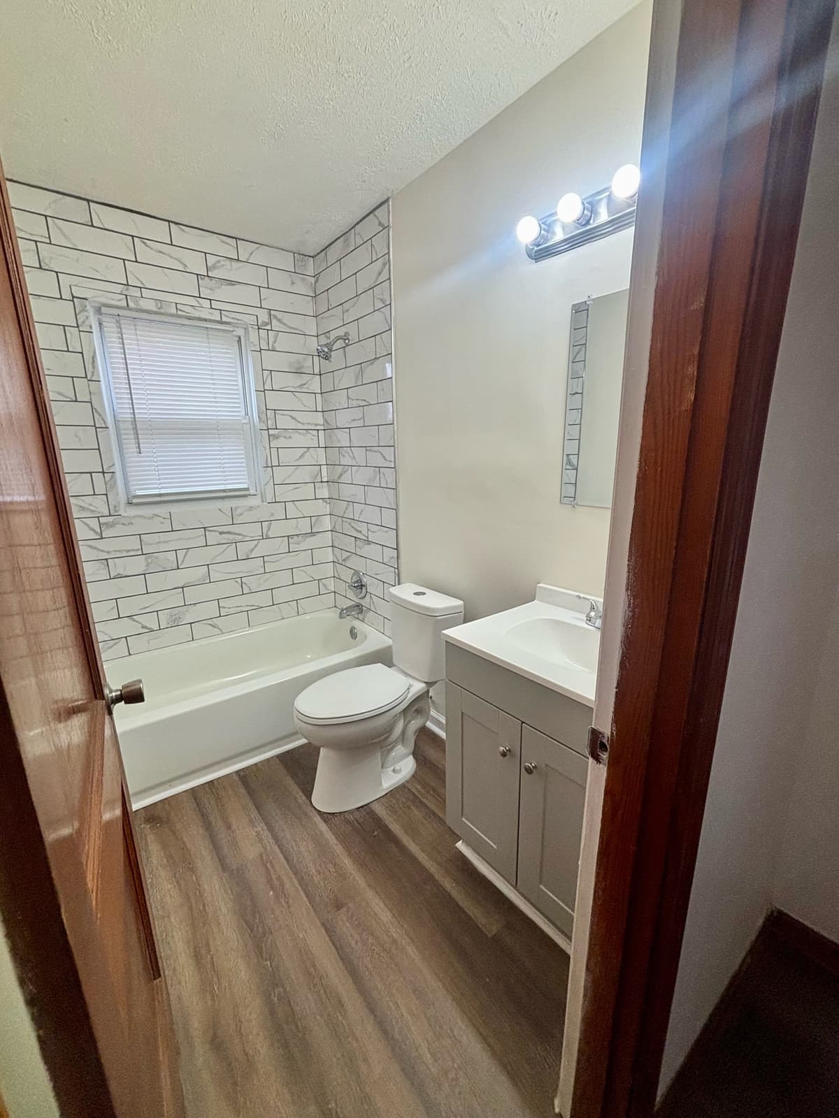 Louisville apartments for rent - Property image - 1700 Sonne Avenue - 2