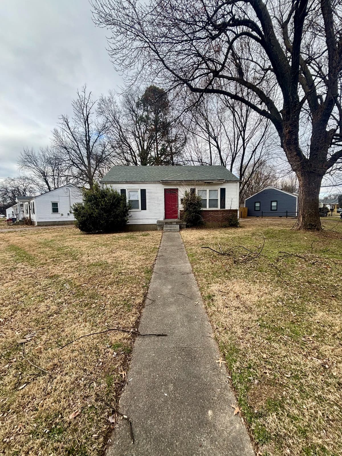 Louisville apartments for rent - Property image - 1700 Sonne Avenue - 1