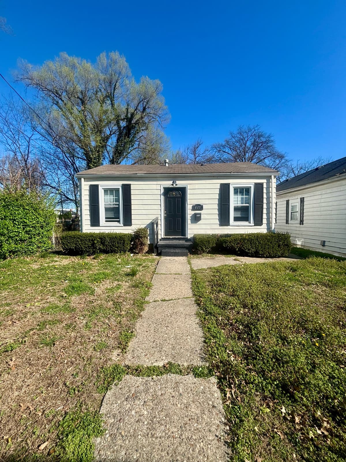 Louisville apartments for rent - Property image - 615 Dresden Avenue - 1