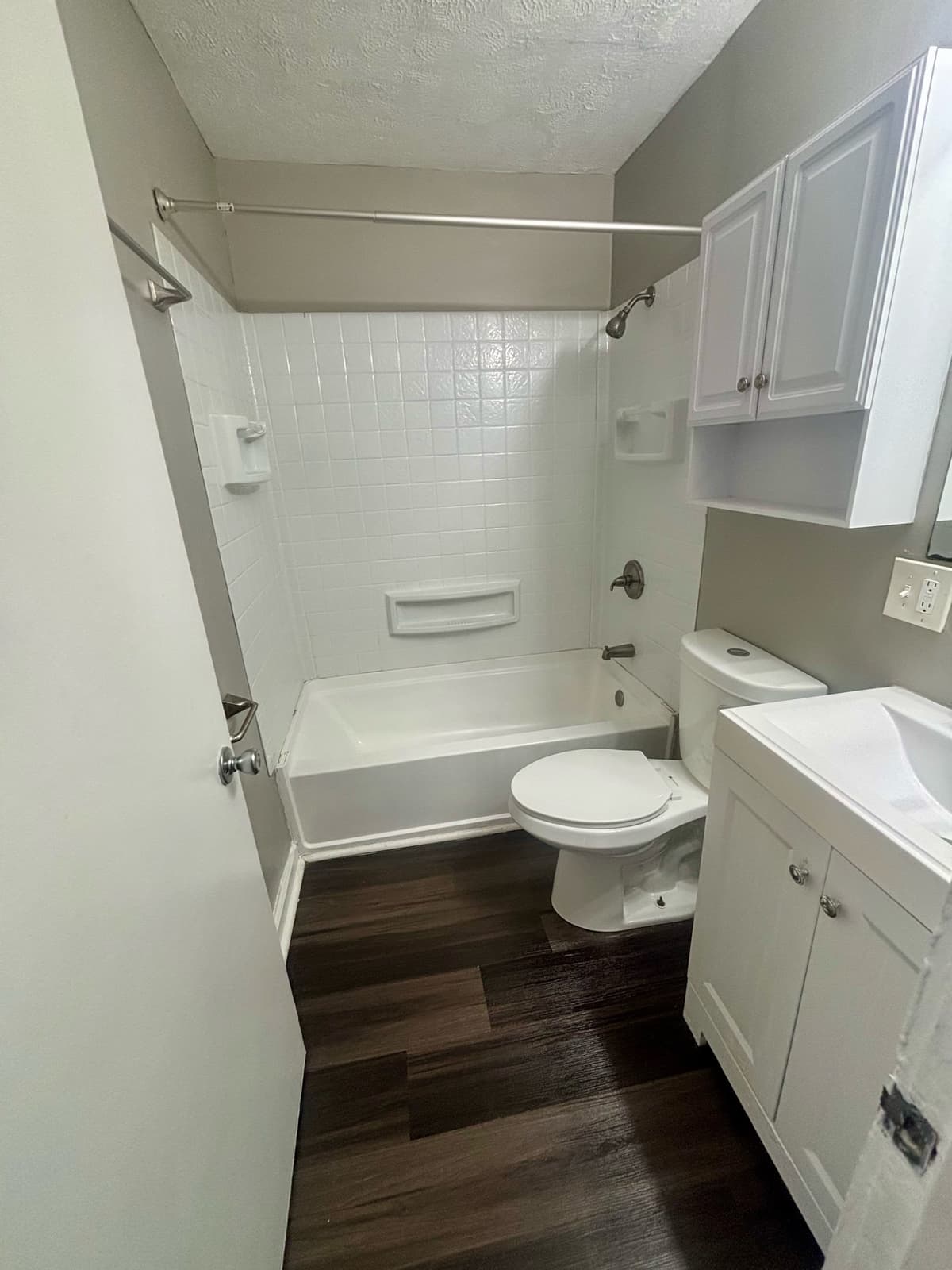 Louisville apartments for rent - Property image - 615 Dresden Avenue - 3