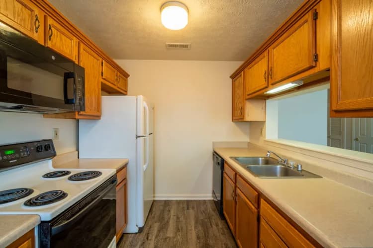 Louisville apartments for rent - image - imgi_4__OOK5081_hgjjrl_dwqsfe.webp