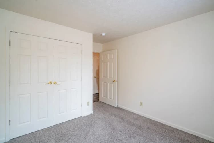 Louisville apartments for rent - image - imgi_10__OOK5090_iemlmo_vhy6ve.webp