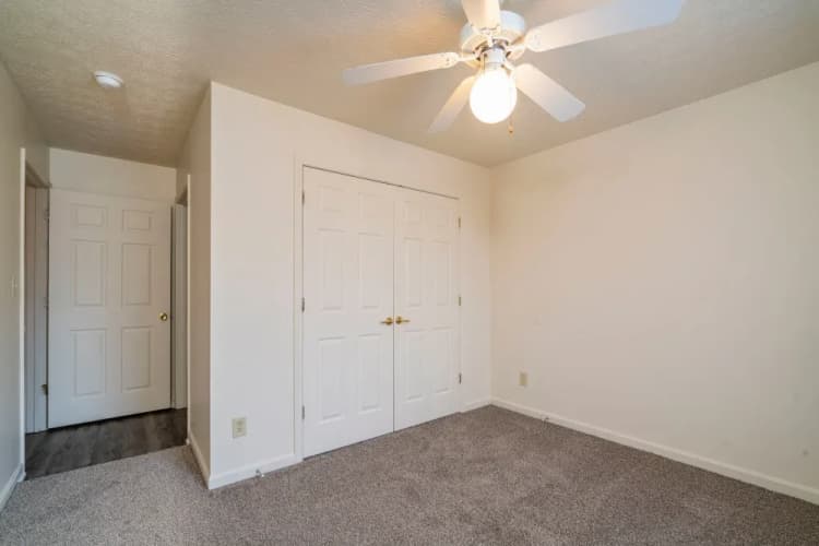 Louisville apartments for rent - image - imgi_9__OOK5102_rfpaxw_dfxanx.webp