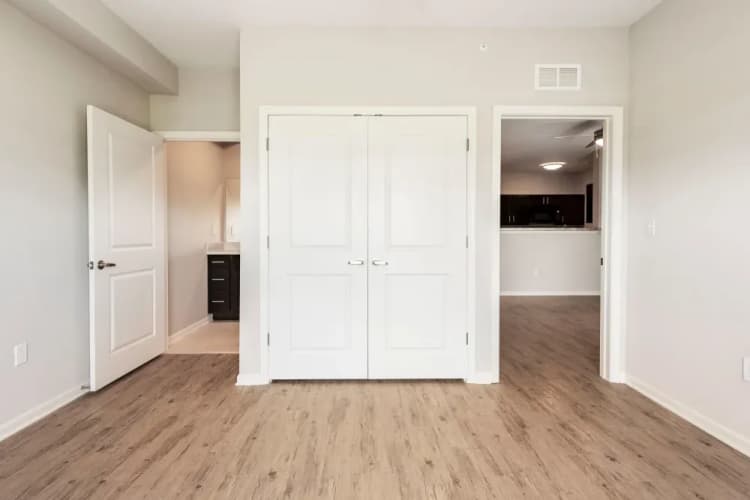 Louisville apartments for rent - image - imgi_12_media-27394101-006_fflmee_fusdz2.webp