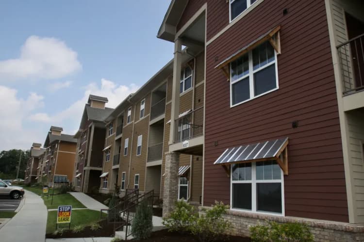 Louisville apartments for rent - image - imgi_57_Building_Exterior_3_dqjikq_ypmiih.webp