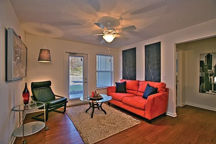 Louisville apartments for rent - image - imgi_10_LDG_Overlook_LivingRoom1_jatagh_qho8ku.webp