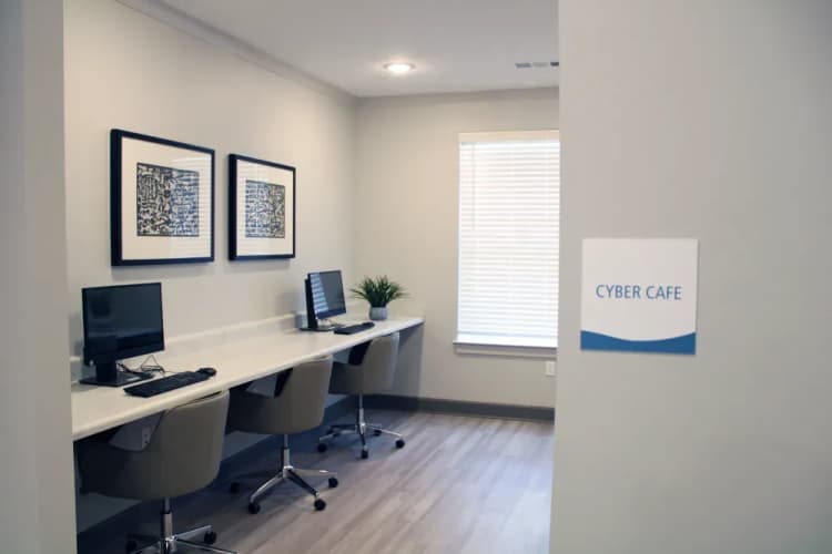 Louisville apartments for rent - image - imgi_18_Jefferson_Landing_Cyber_Cafe_edits_uri8dz_aqfhx4.webp