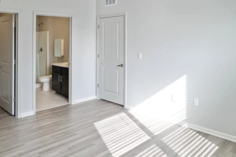 Louisville apartments for rent - image - imgi_11_Master2_crmrrq_dxq1dw.webp