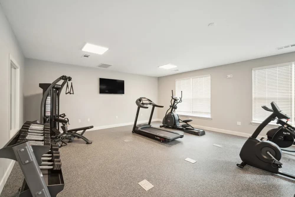 Louisville apartments for rent - image - imgi_38_10001_Blue_Lick_Rd_Louisville_KY_40229_20231211_-_075_k2oiyn_fbfqik.webp