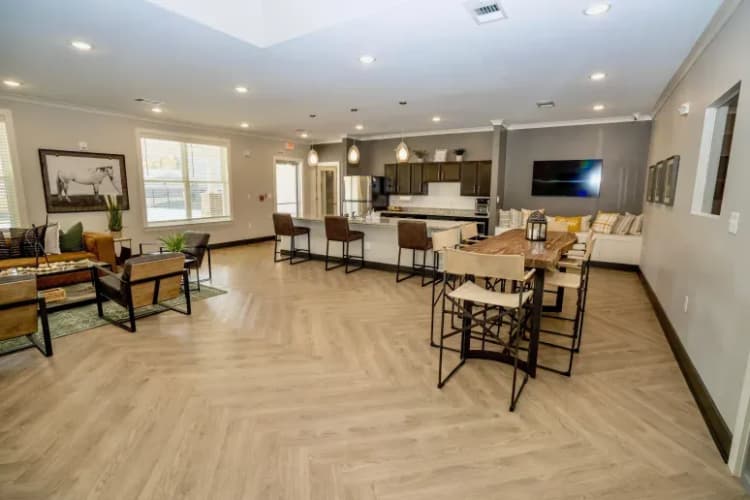 Louisville apartments for rent - image - imgi_46_CE63EA66-E6A2-4ED5-882F-66563F6F39E6_1_201_a_pyasir_qc8ru3.webp