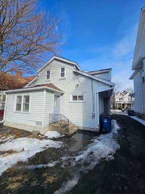 Louisville apartments for rent - Property image - 2866A N. 34th St. - 2