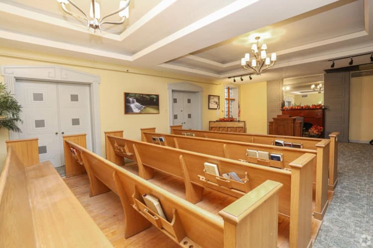 Louisville apartments for rent - image - imgi_35_1752266215425-The-Puritan-Senior-Living---62--Over_005.webp