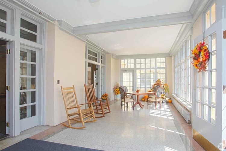 Louisville apartments for rent - image - imgi_34_1752266215891-The-Puritan-Senior-Living---62--Over_006.webp