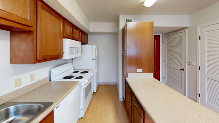 Louisville apartments for rent - image - imgi_39_1752768198165-Jacob-School-Senior-1-Bedroom-Loft-Kitchen 1.webp