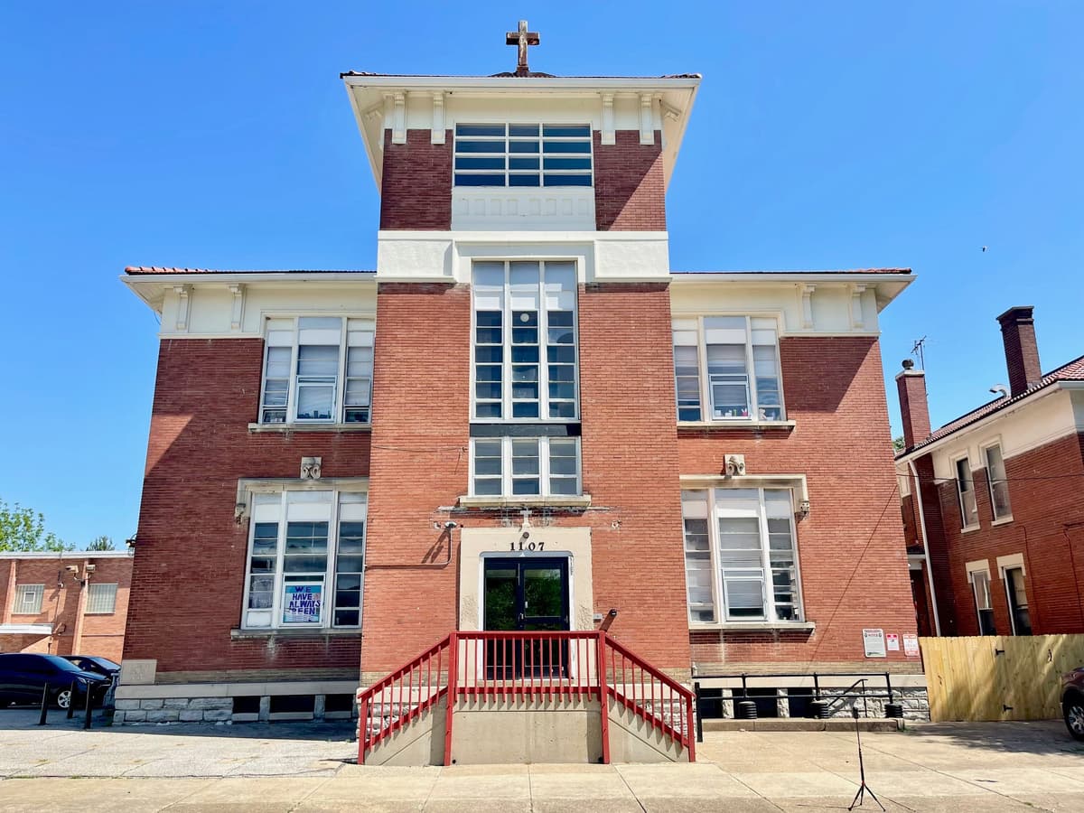 Louisville apartments for rent - Property image - 1107 E Kentucky St. - 1