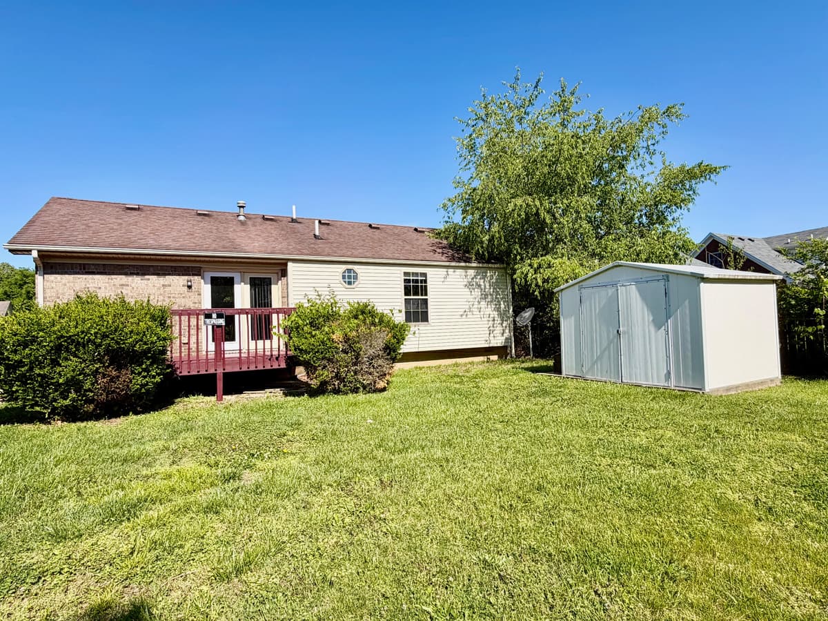 Louisville apartments for rent - Property image - 11707 Autumn Forest Ct. - 2