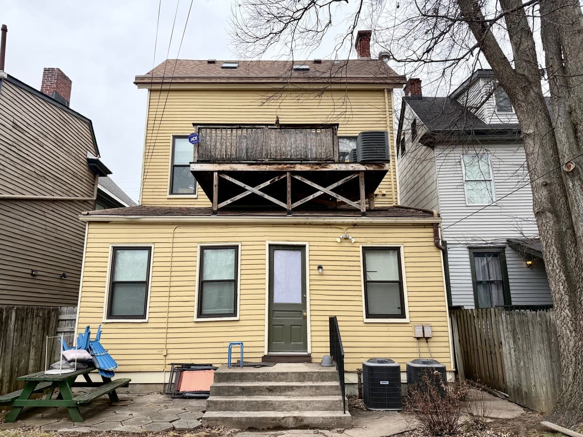 Louisville apartments for rent - Property image - 1210 E. Broadway St. - 2