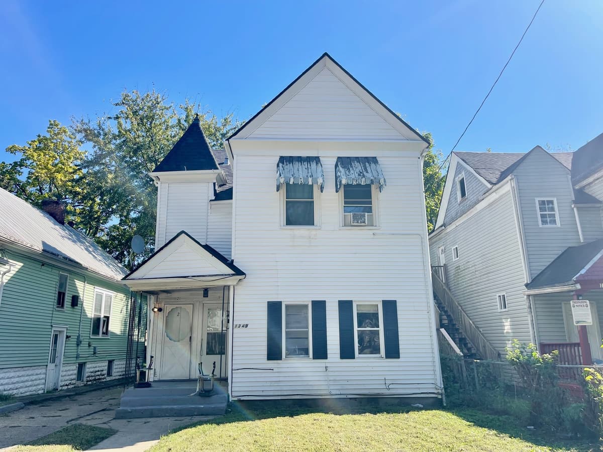 Louisville apartments for rent - Property image - 1349 Olive St. - 1