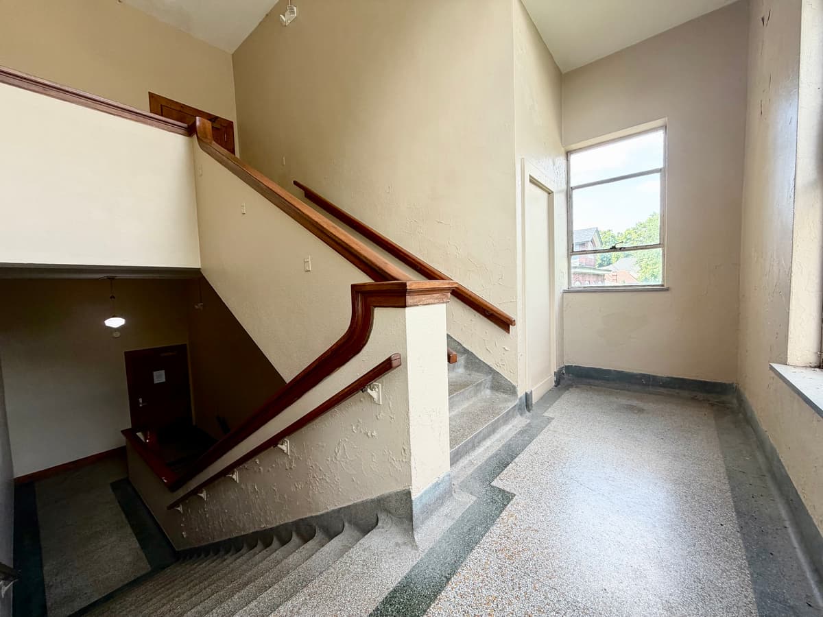 Louisville apartments for rent - Property image - 1516 Hepburn Ave. - 2