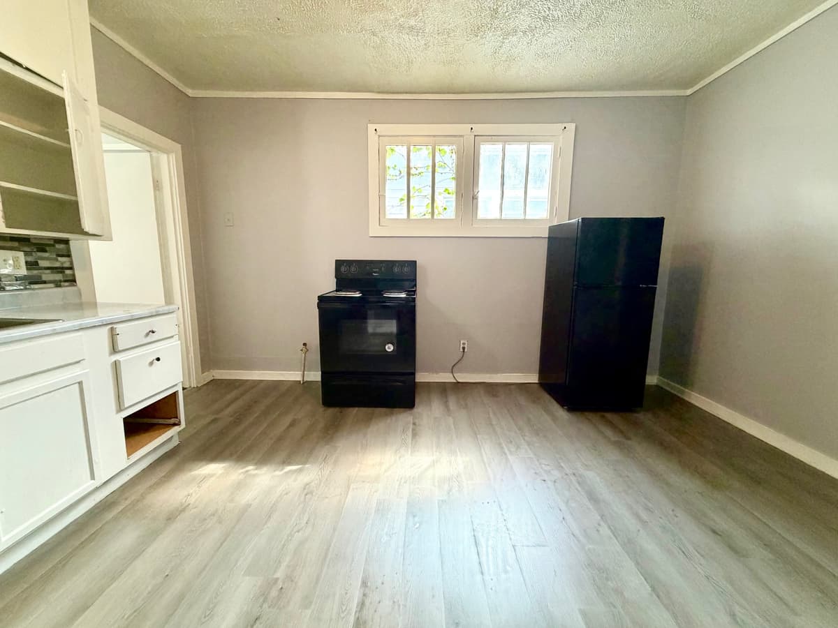 Louisville apartments for rent - Property image - 2411 Elliott Ave. - 3