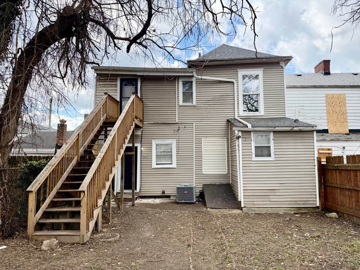 Louisville apartments for rent - Property image - 2631 W. Madison St. - 2