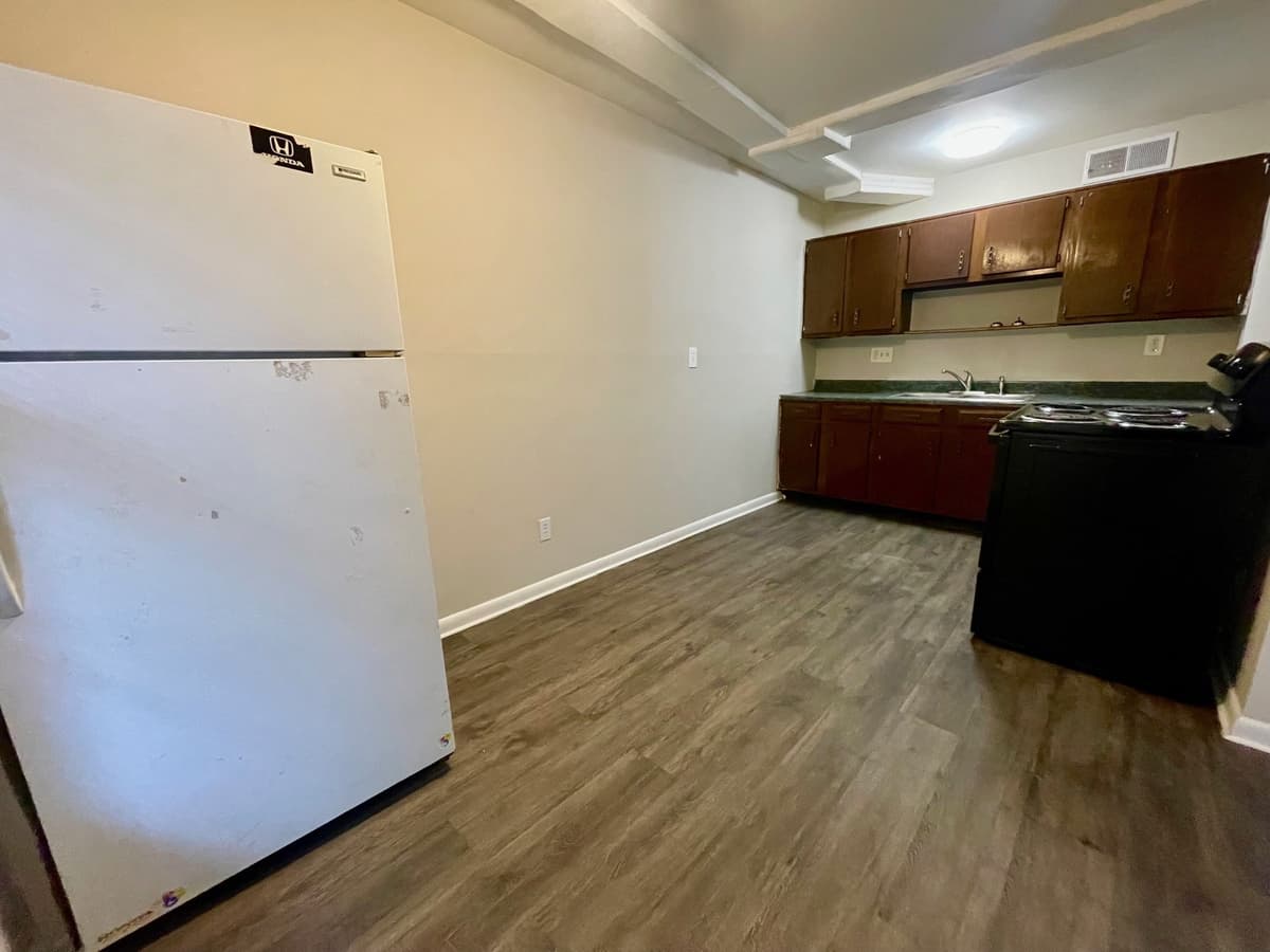 Louisville apartments for rent - Property image - 428 N Hite Ave - 3
