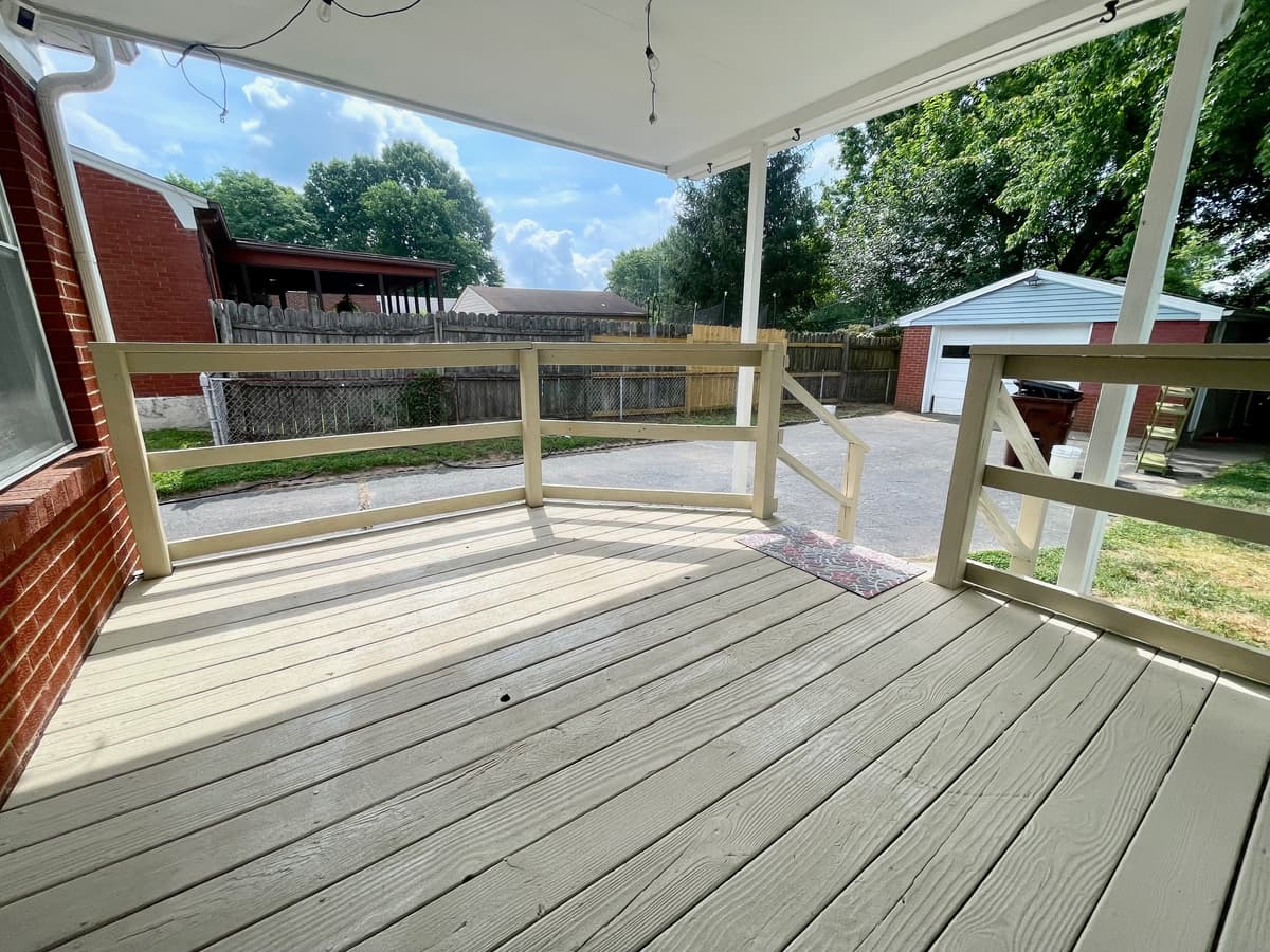 Louisville apartments for rent - Property image - 4800 Libby Ln. - 3