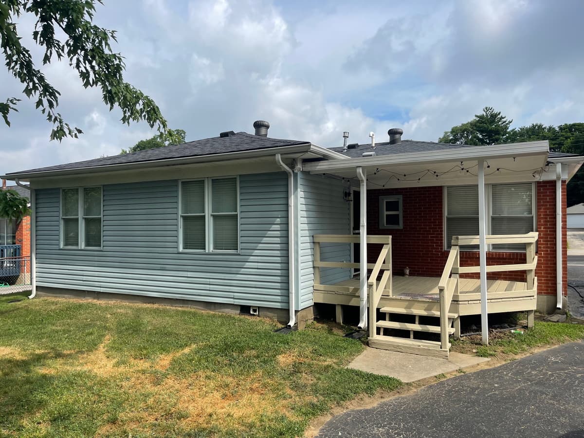Louisville apartments for rent - Property image - 4800 Libby Ln. - 2
