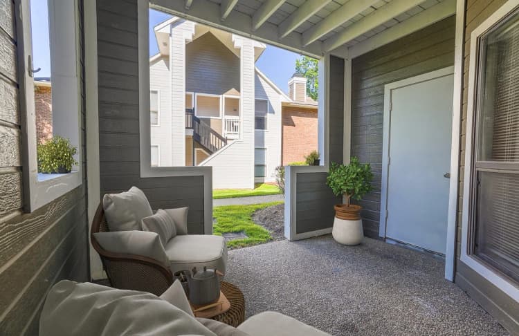 Louisville apartments for rent - image - Private Patio