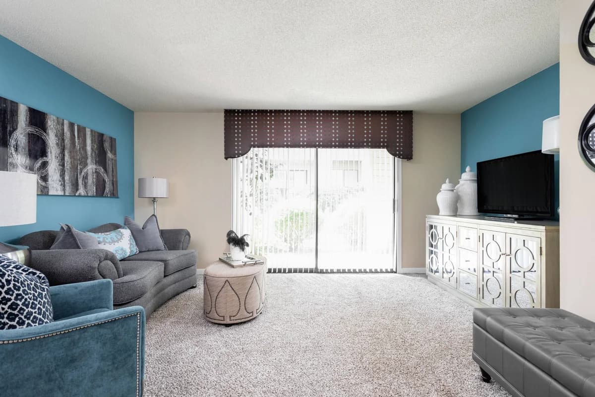 Louisville apartments for rent - Property image - Prospect Park Apartments - 2