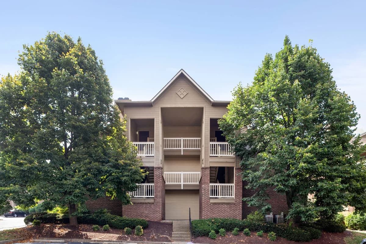 Louisville apartments for rent - Property image - Prospect Park Apartments - 1