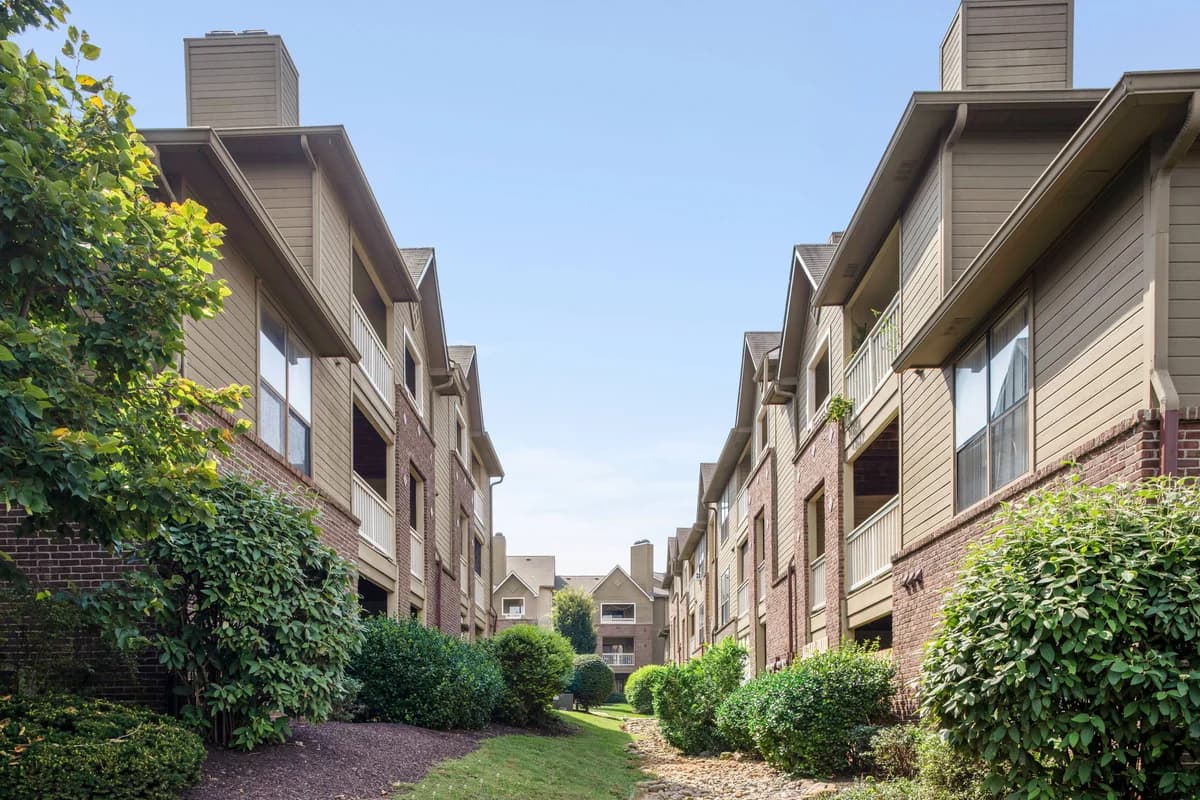 Louisville apartments for rent - Property image - Prospect Park Apartments - 1