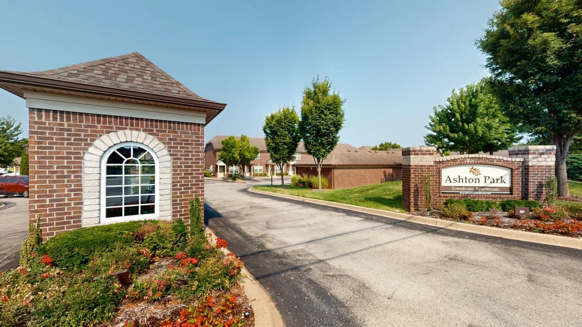 Louisville apartments for rent - image - yardi_image_1789454777302_0_36590297