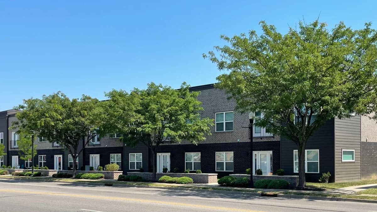 Louisville apartments for rent - Property image - Gateway Crossing - 2