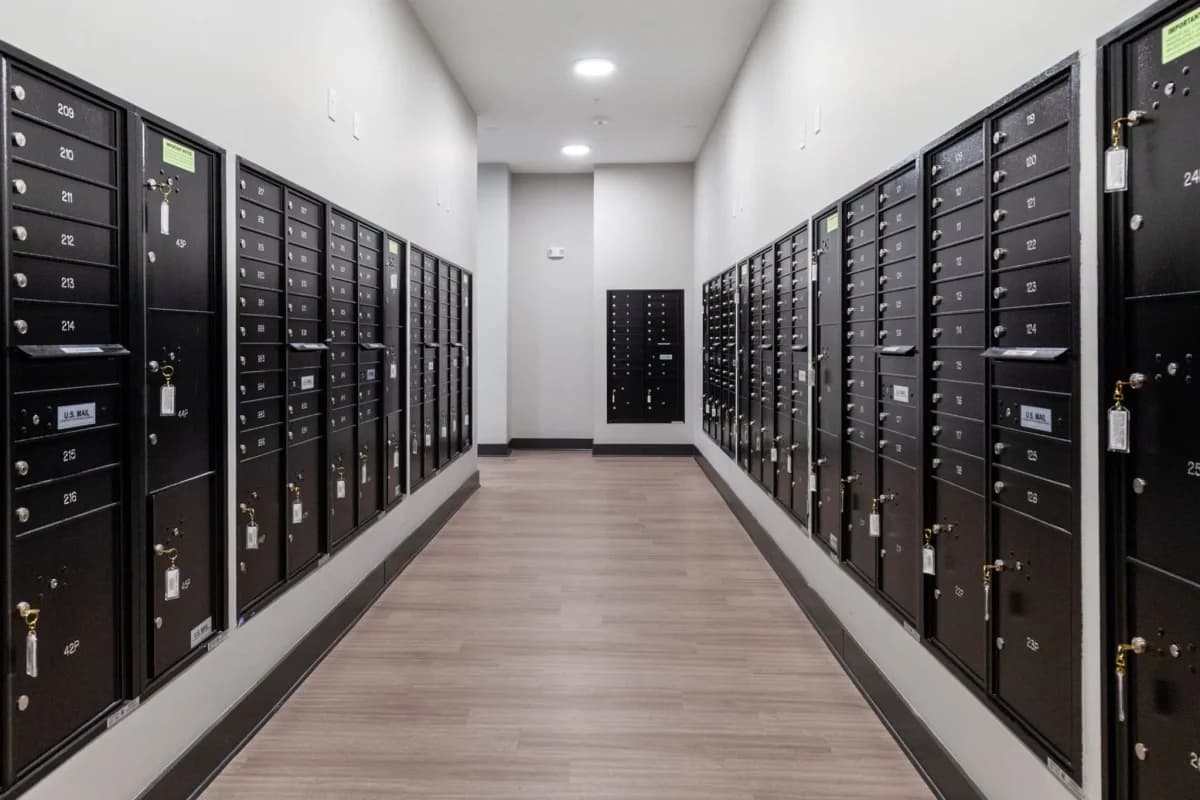 Louisville apartments for rent - image - imgi_39_The-Eclipse-in-Russell-Mail-Room.webp