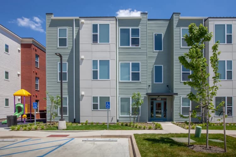 Louisville apartments for rent - image - imgi_313_1774160036023-q52ms5-beecher-terrace-39.webp