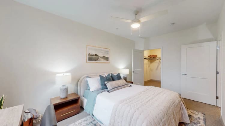 Louisville apartments for rent - image - Bedroom with walk-in closet and ceiling fan